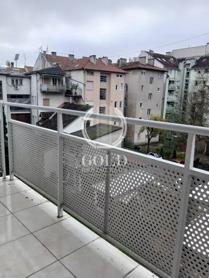 Petra Drapšina | 4zida.rs