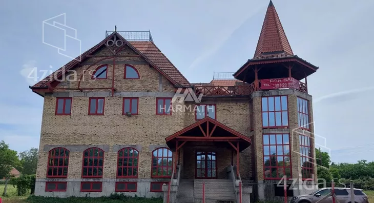 Turistički objekat | 4zida
