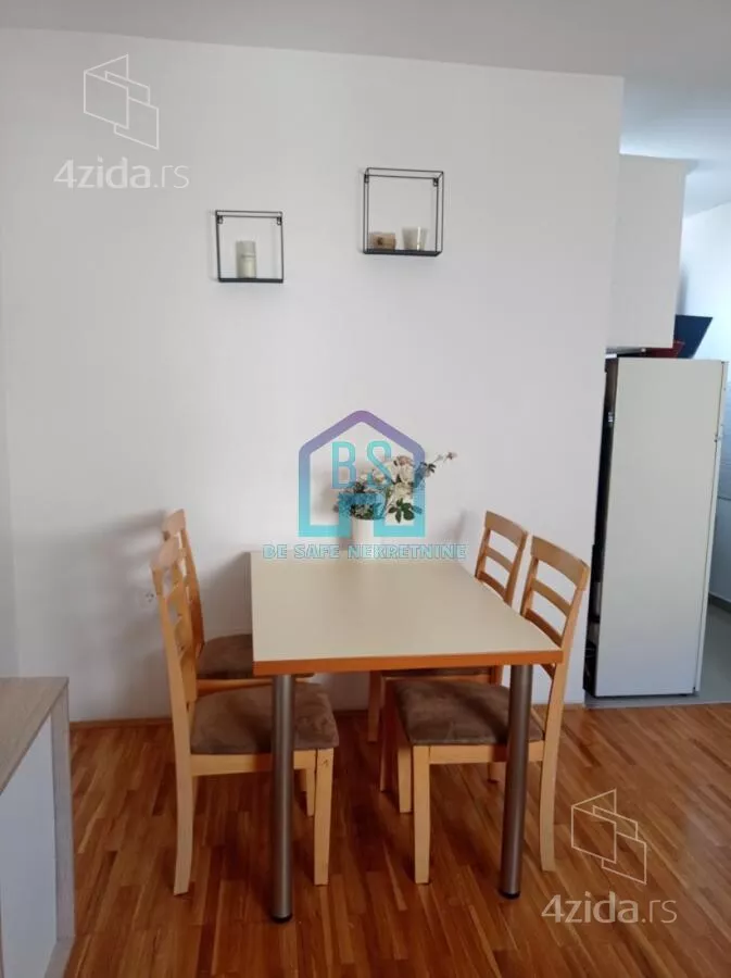 Troiposoban stan | 4zida