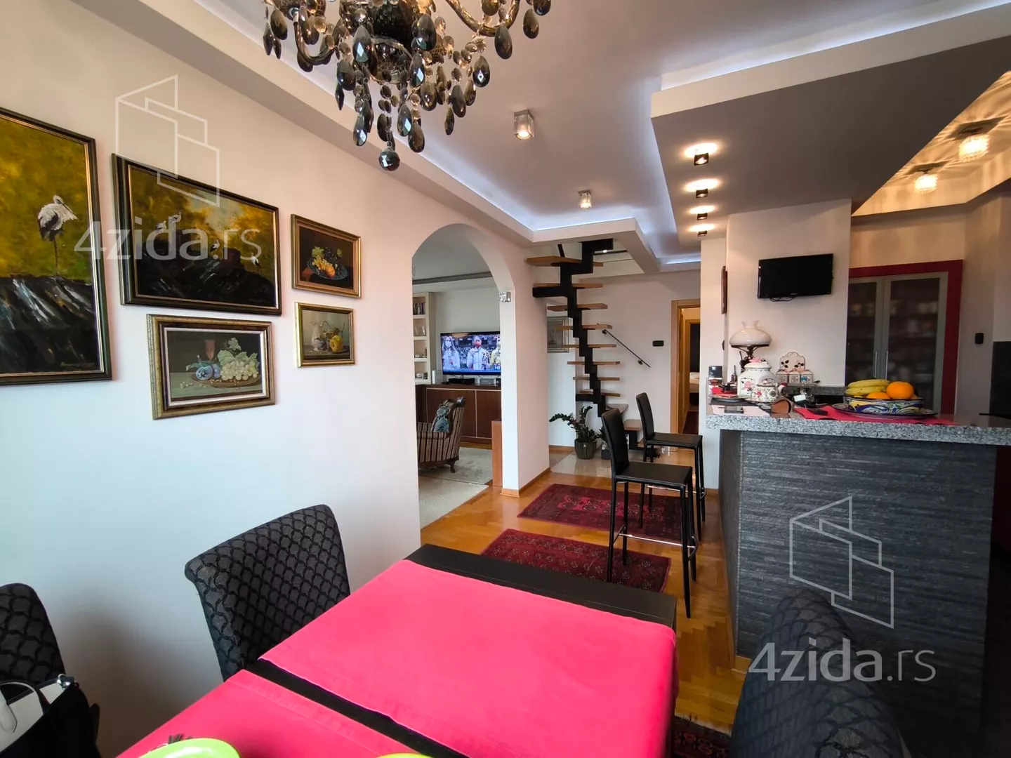 Četvorosoban stan | 4zida