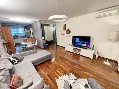 Vladimira Popovića | 4zida.rs