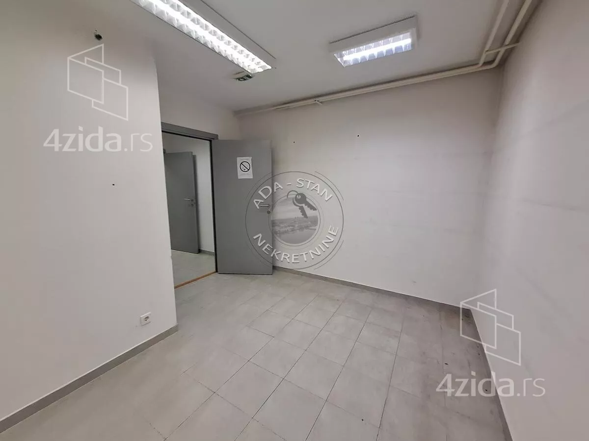 Lokal | 4zida