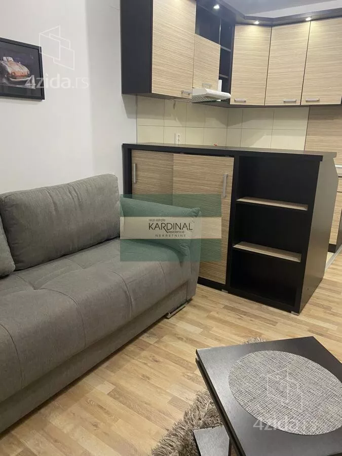 Garsonjera | 4zida