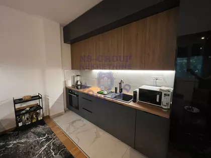 Novosadska | 4zida.rs
