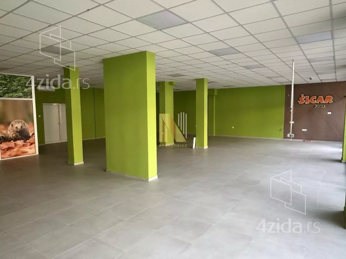 Poslovni prostor | 4zida