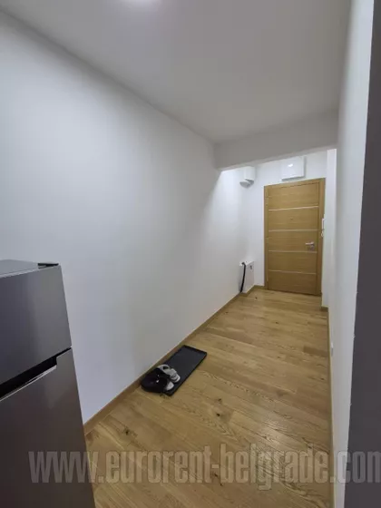 VOŽDOVE KAPIJE | 4zida.rs