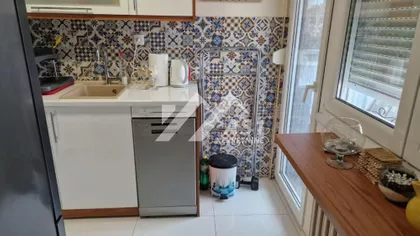 Bulevar Cara Lazara | 4zida.rs
