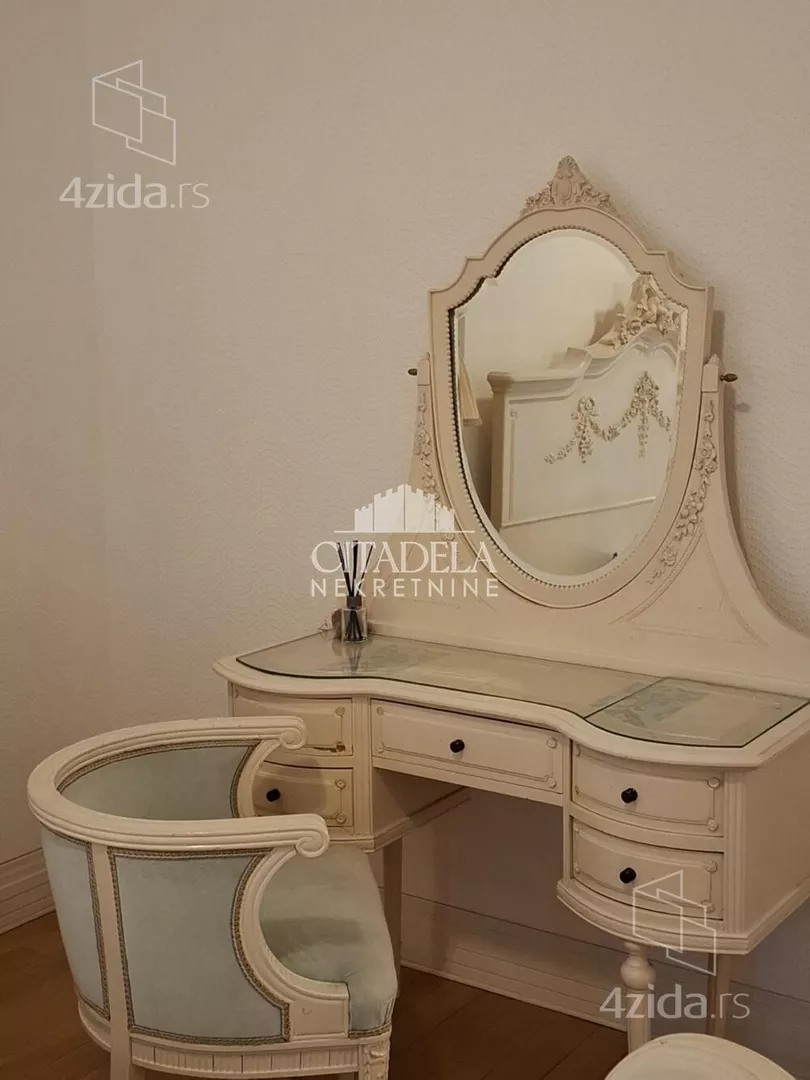 4-etažna kuća | 4zida