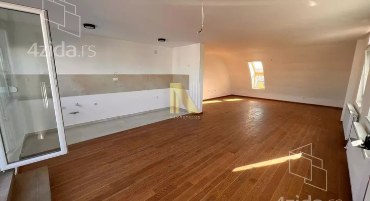 Šestosoban stan | 4zida