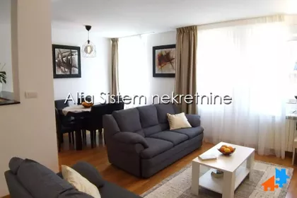 Hadžipopovac | 4zida.rs