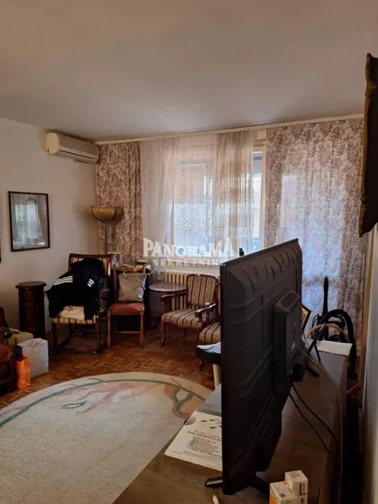 Pere Velimirovića | 4zida.rs