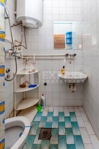 Ivana Milutinovića | 4zida.rs