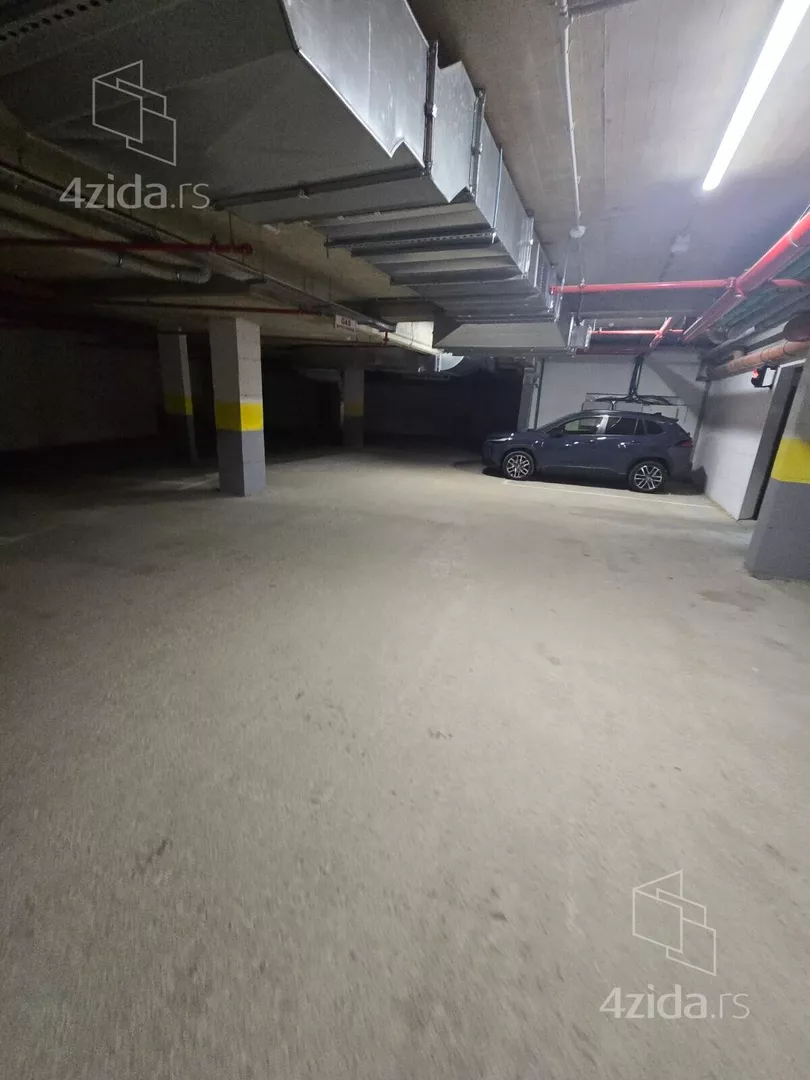 Parking | 4zida