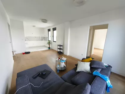 Autokomanda | 4zida.rs