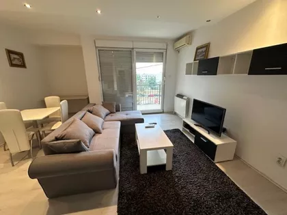 Todora od Stalaća | 4zida.rs