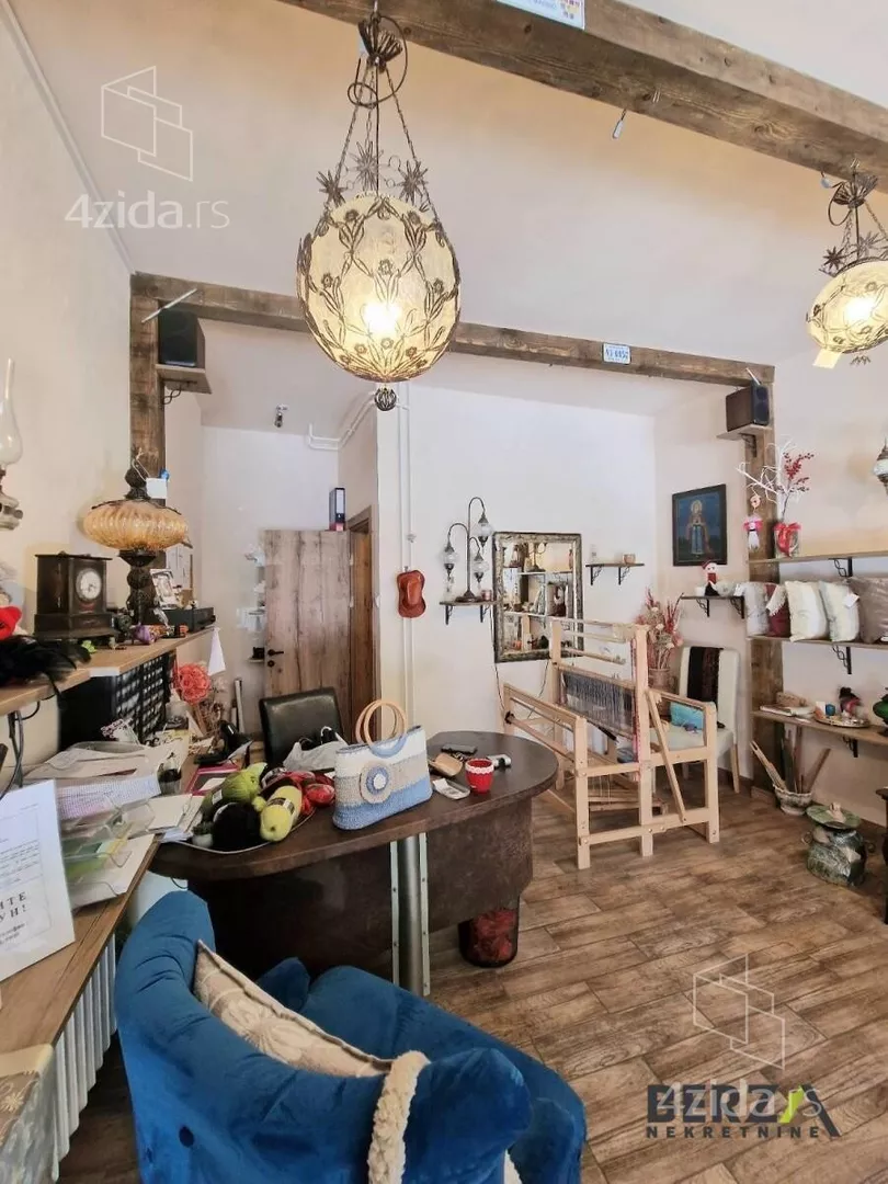 Poslovni prostor | 4zida