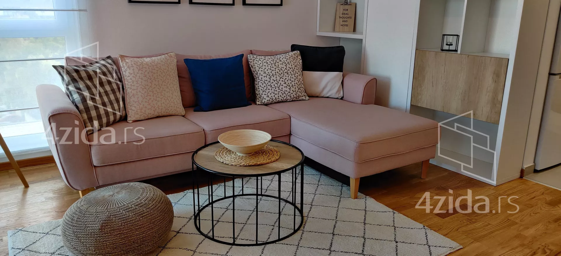 Jednoiposoban stan | 4zida