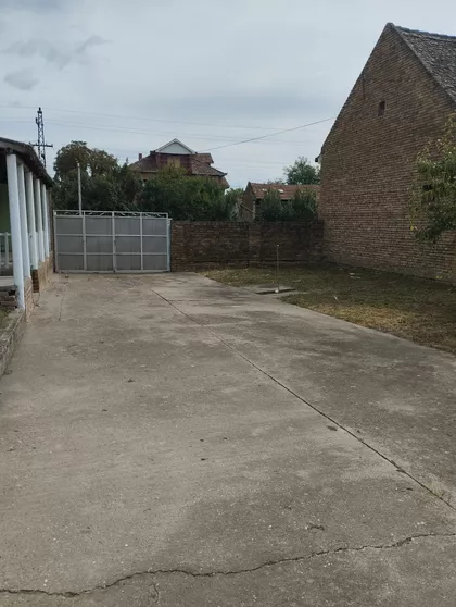 Žarka Zrenjanina 91 | 4zida.rs