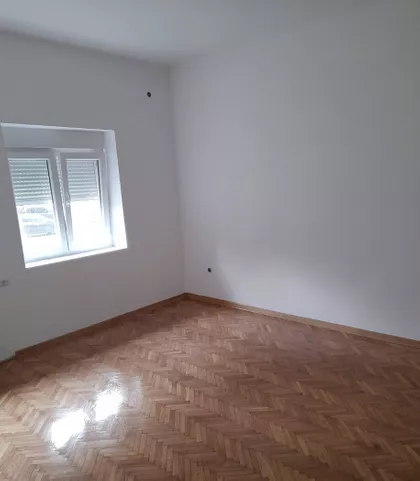 Generala Ždanova | 4zida.rs