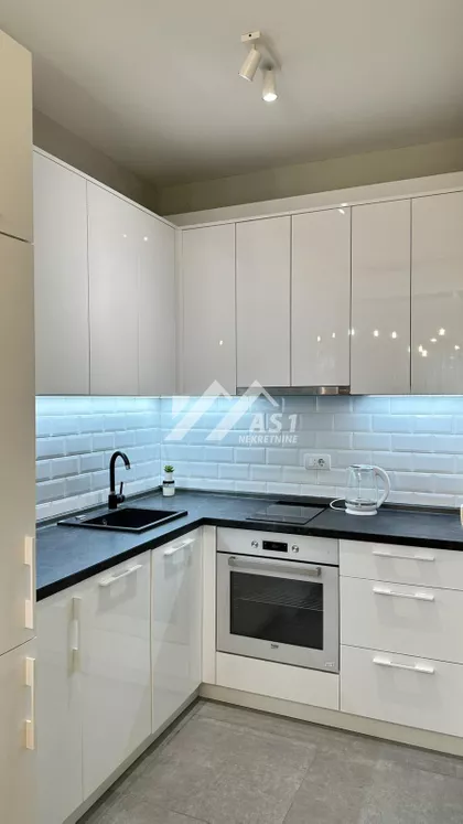 Aranj Janoša | 4zida.rs