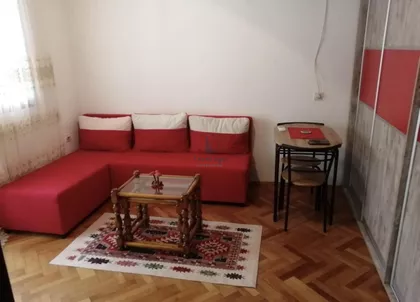 Toplička | 4zida.rs