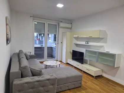 Branka Bajića | 4zida.rs