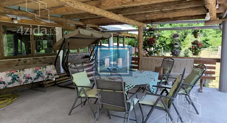 Ugostiteljski objekat | 4zida