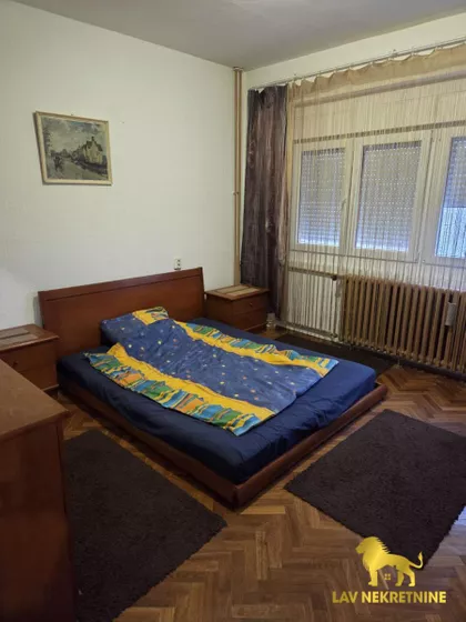 BULEVAR CARA LAZARA | 4zida.rs