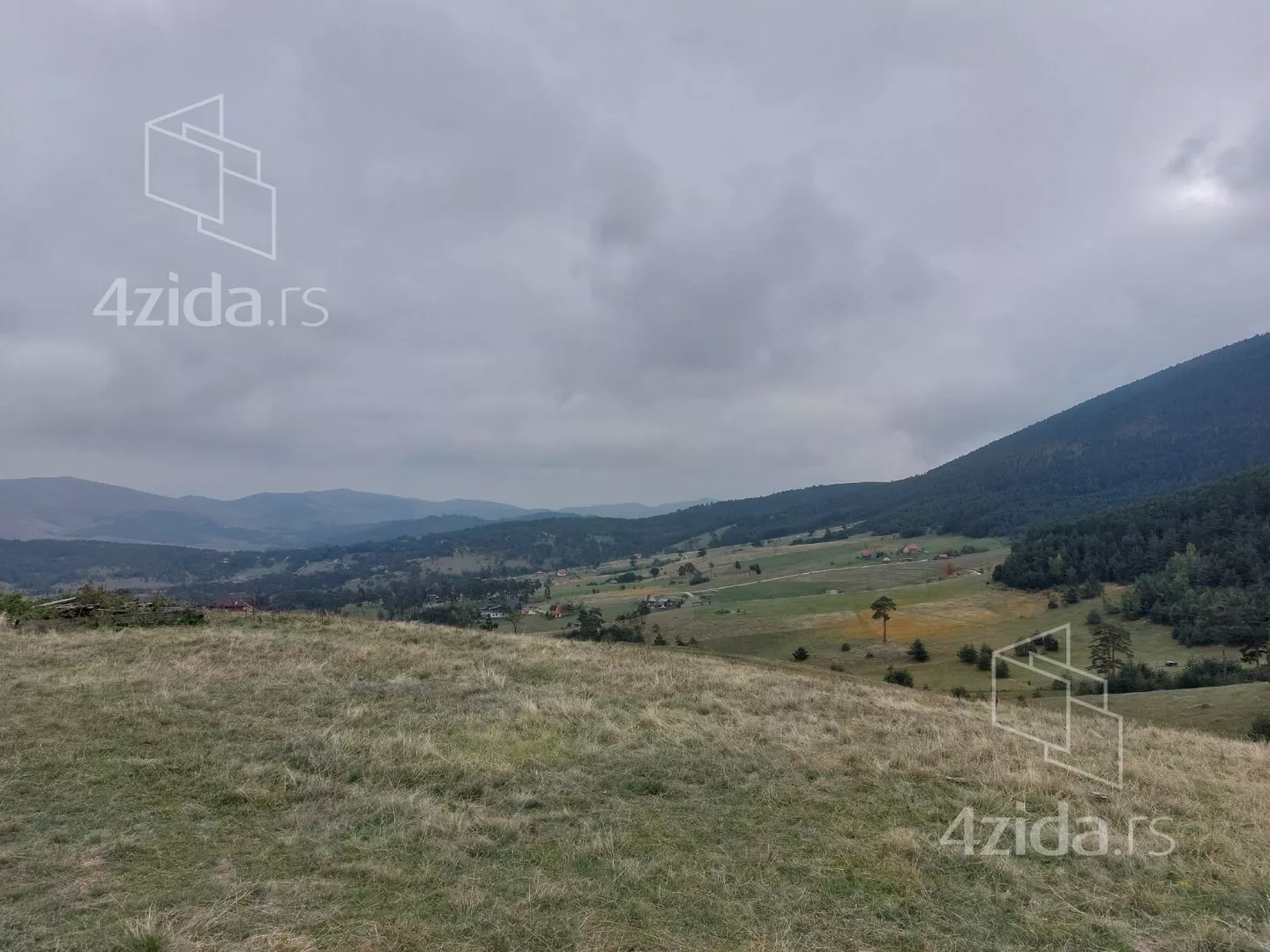 Građevinsko zemljište | 4zida