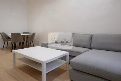 Atelje 212 | 4zida.rs