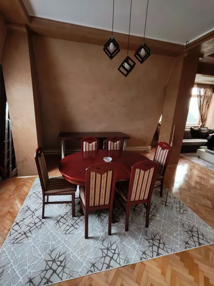 Zdravka Čelara 12 | 4zida.rs