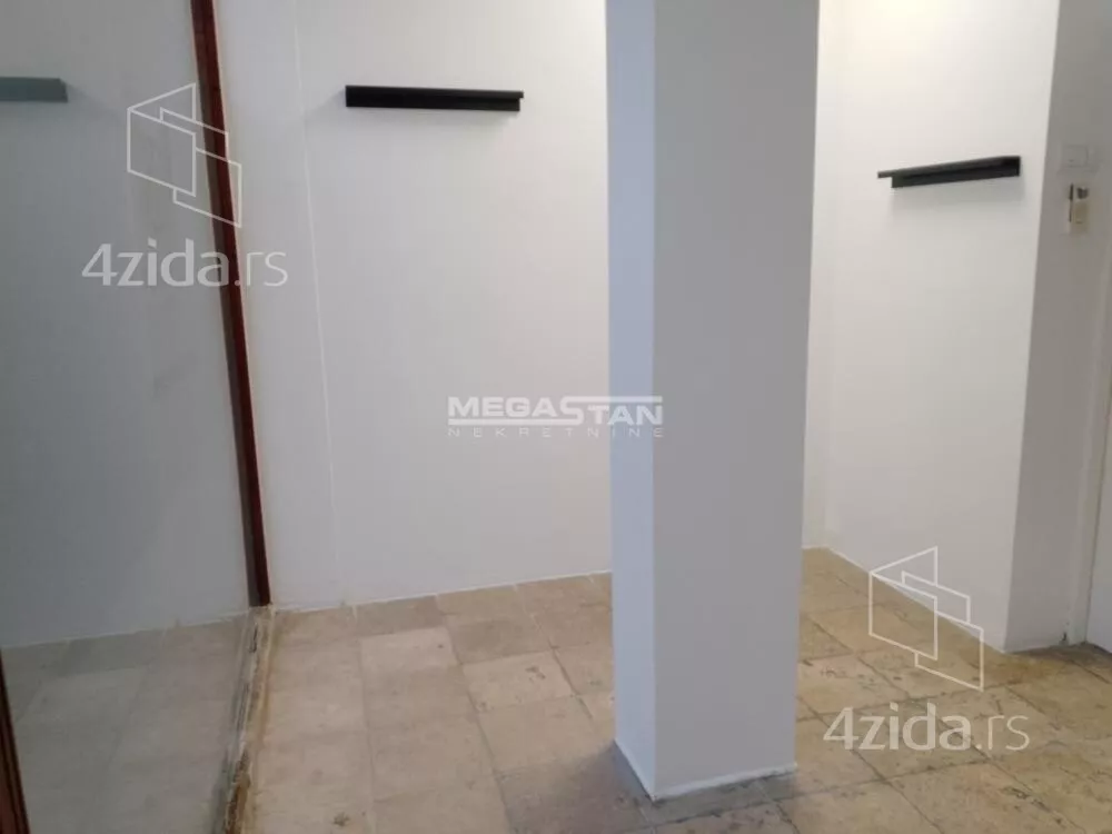 Lokal | 4zida