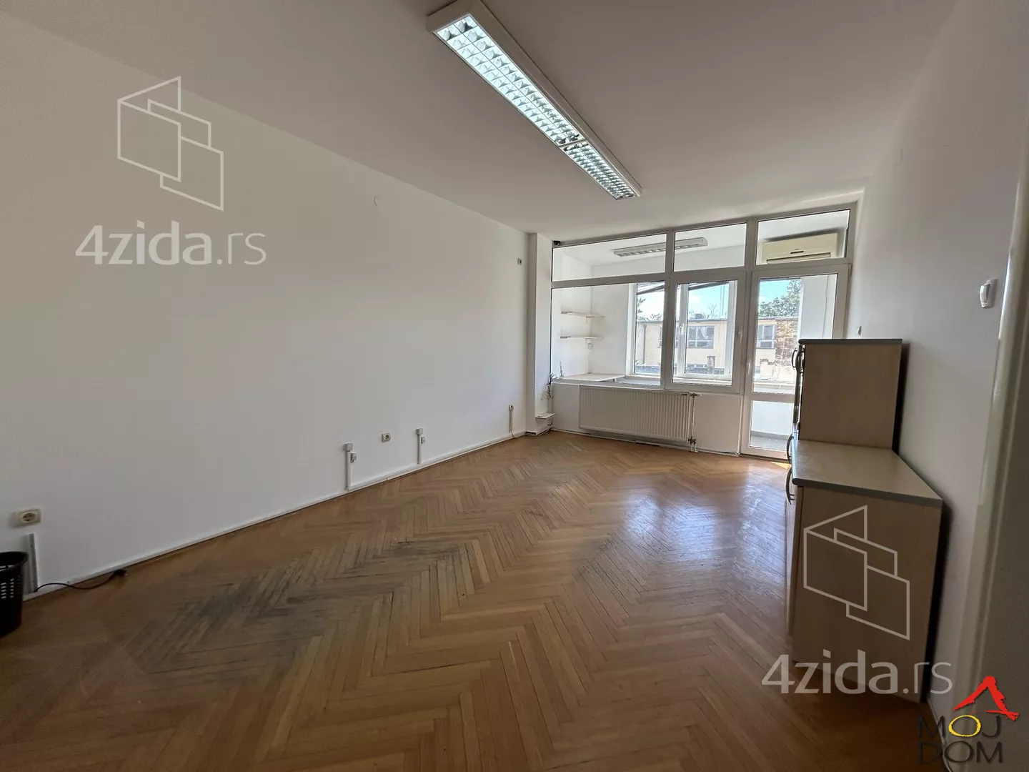 Poslovni prostor | 4zida