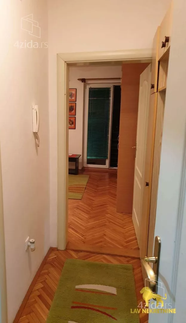Garsonjera | 4zida