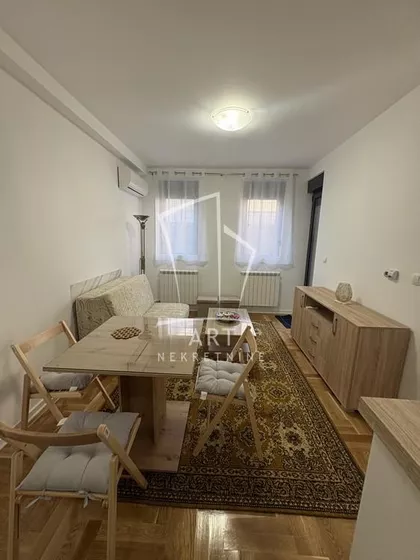 21. divizije | 4zida.rs