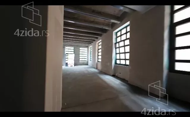 Lokal | 4zida