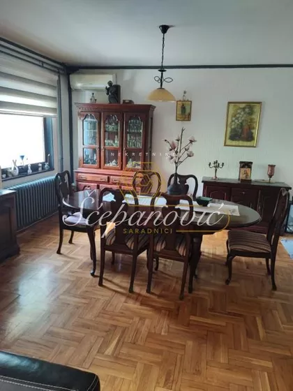 Putnikovo | 4zida.rs