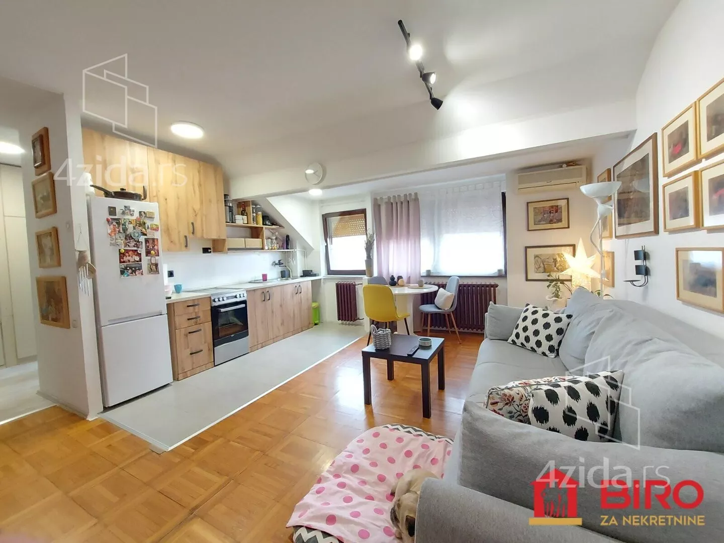 Dvoiposoban stan | 4zida