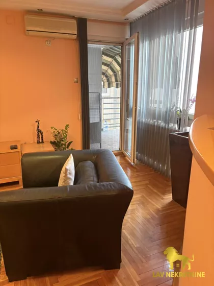 HADŽI RUVIMOVA | 4zida.rs