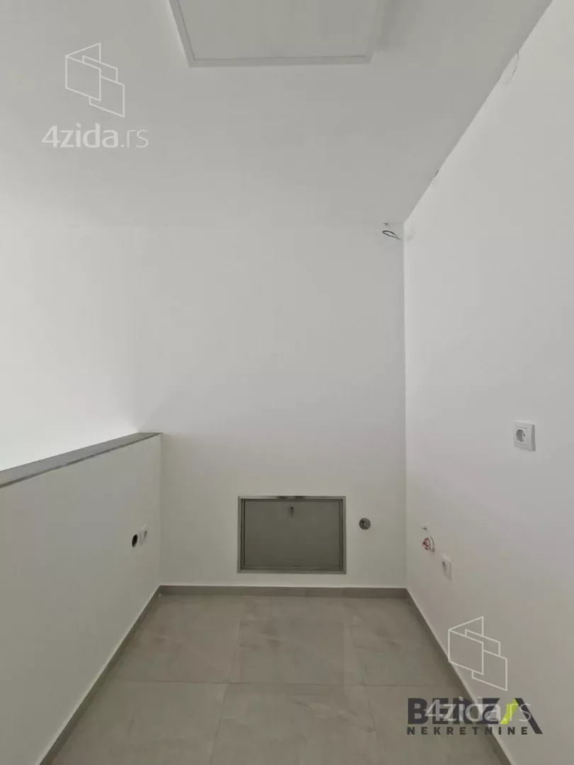 Lokal | 4zida