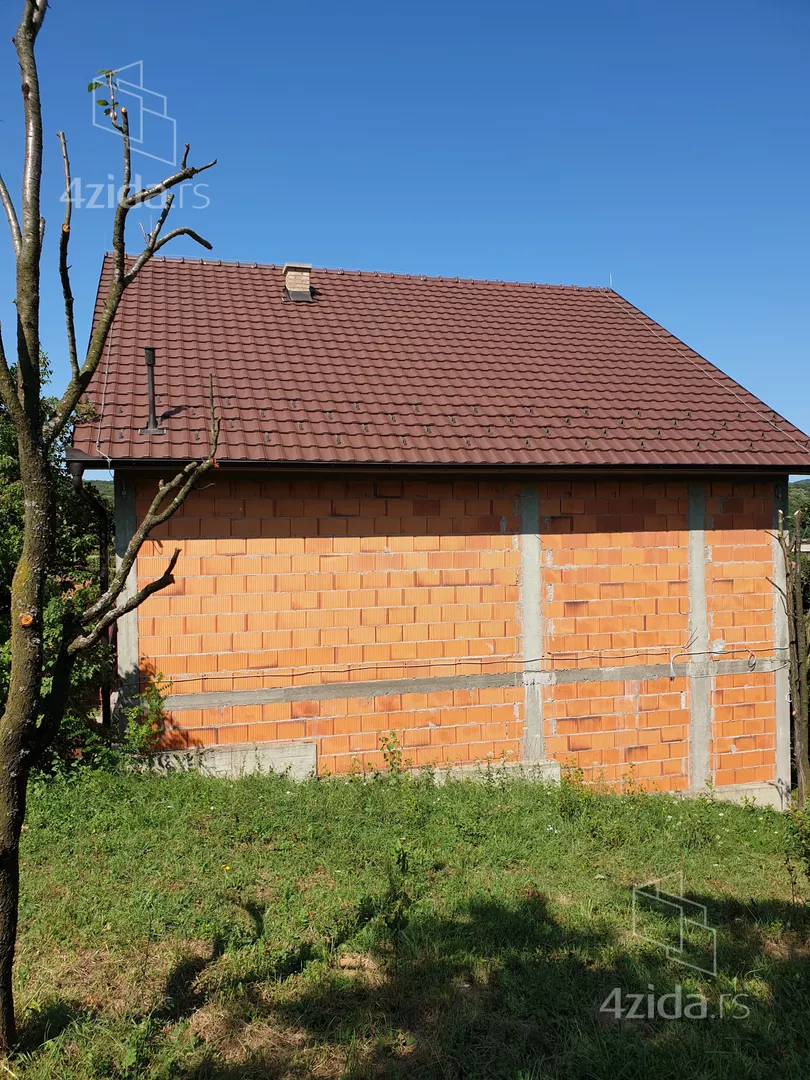 3-etažna kuća | 4zida