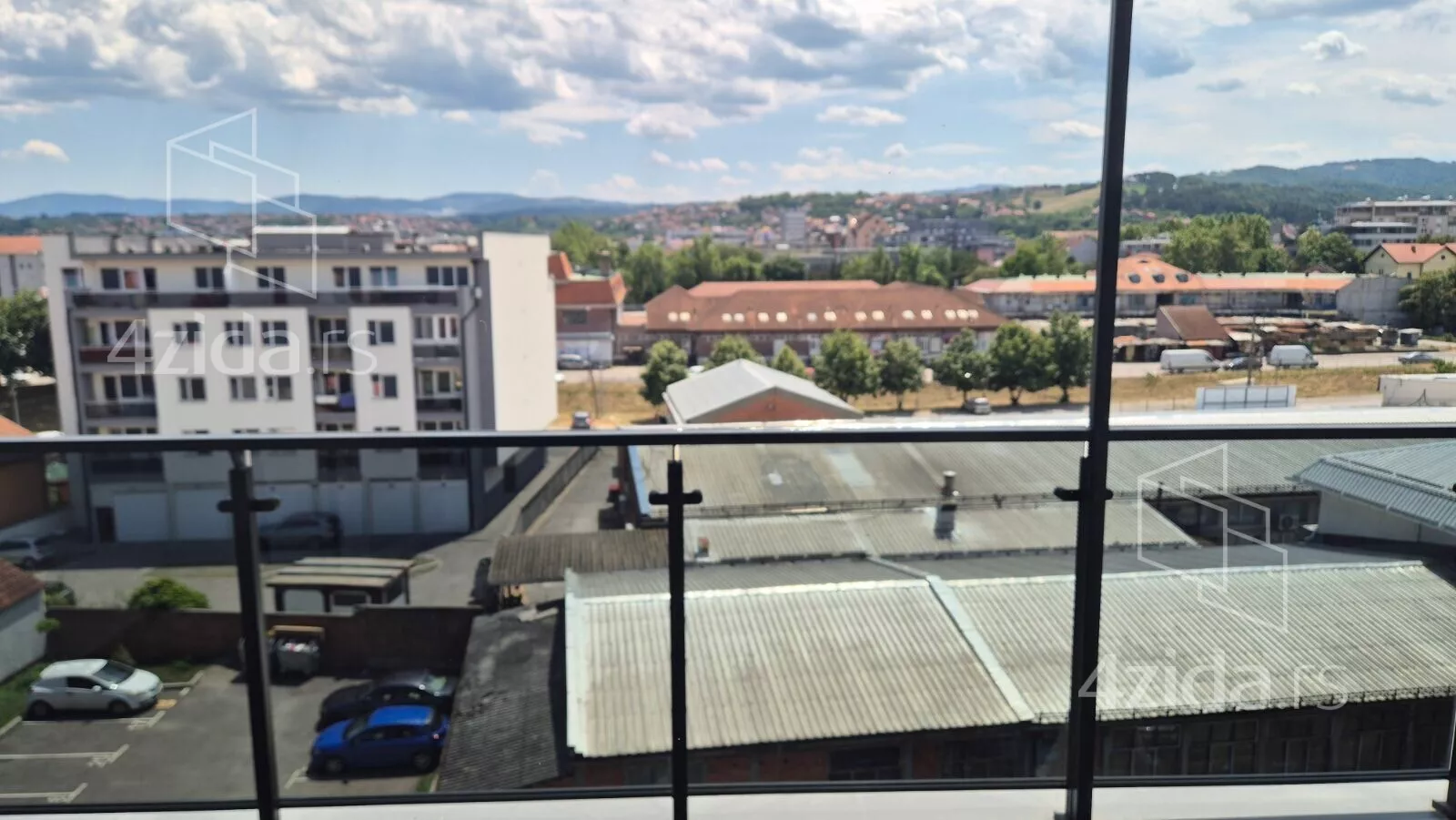 Četvorosoban stan | 4zida