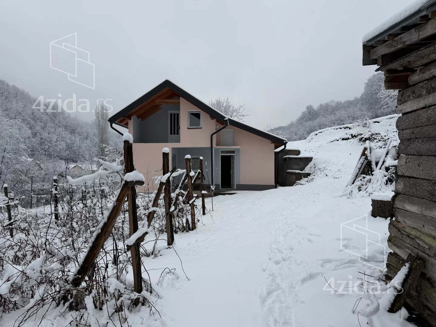 Građevinsko zemljište | 4zida