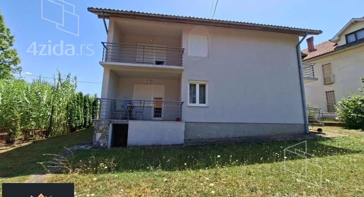 2-etažna kuća | 4zida