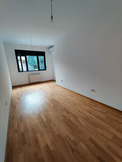 Karpoševa | 4zida.rs