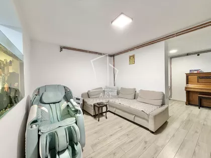 Janka Katića | 4zida.rs