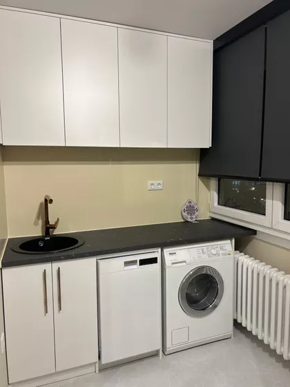 Ustanicka | 4zida.rs