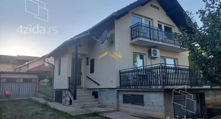 Kuća | 4zida
