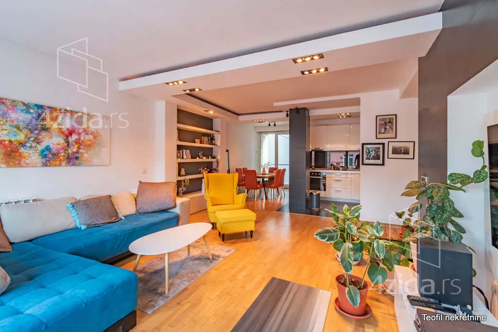 Četvorosoban stan | 4zida