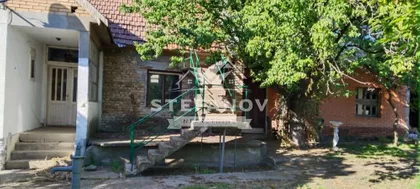Knićanin | 4zida.rs